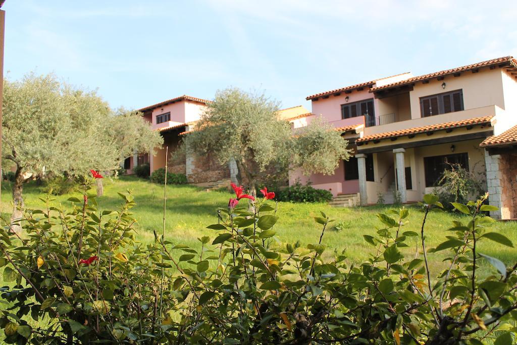 Residence Approdo Verde San Teodoro  Bagian luar foto