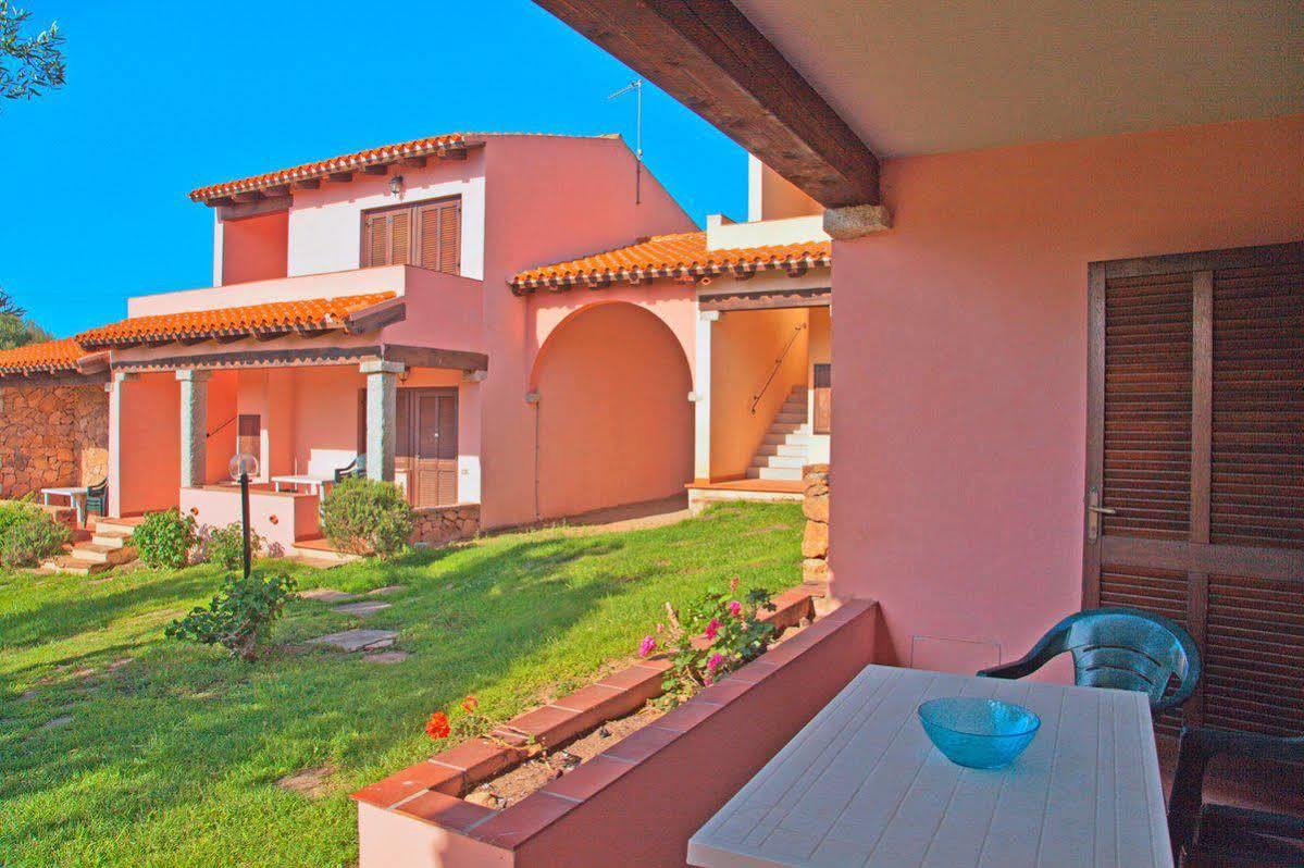 Residence Approdo Verde San Teodoro  Bagian luar foto